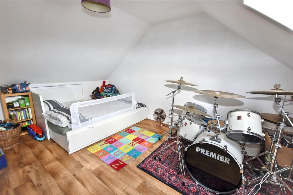 Additional image 21 of 5 bed detached bungalow for saleTehidy Road, Camborne TR14
