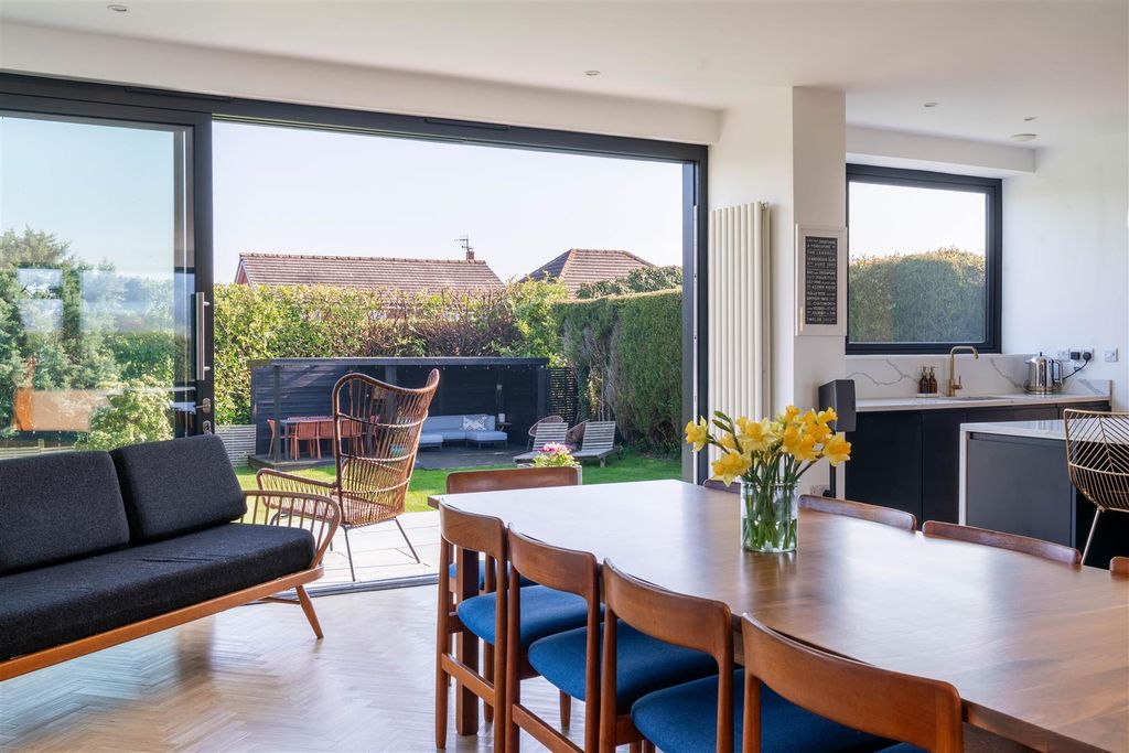 Additional image 15 of 4 bed detached house for saleWalton Back Lane, Walton, Chesterfield S42