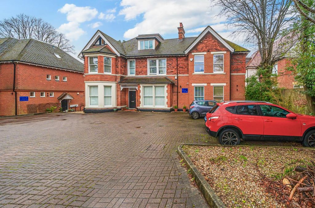 Additional image 11 of 2 bed flat for saleUpper Park Place, Upper Park Road, Camberley GU15