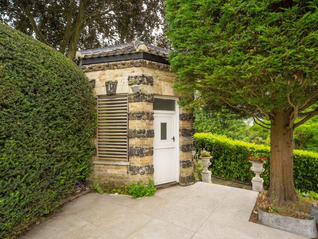 Additional image 29 of 6 bed detached house for saleSt. Anns Hill Road, Chertsey KT16