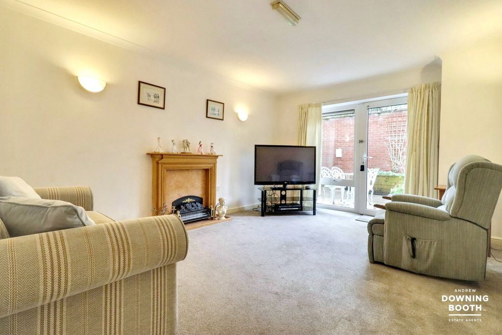 Additional image 8 of 1 bed flat for saleLower Sandford Street, Lichfield WS13