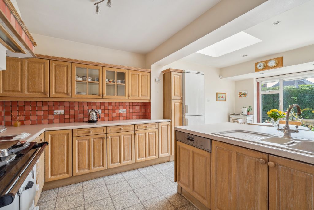 Additional image 9 of 4 bed detached house for saleHunters Close, Chesham HP5