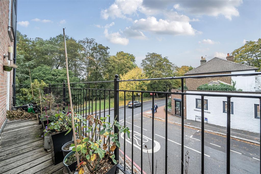 Additional image 16 of 2 bed flat for saleNicole Lodge, 2 Carshalton Park Road, Carshalton SM5