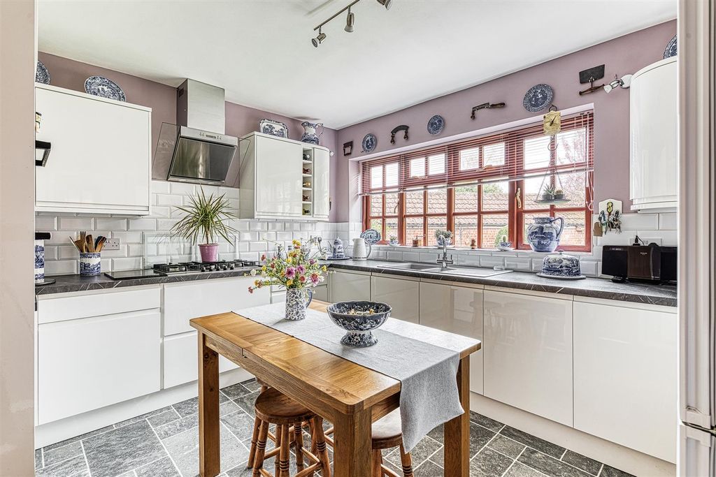 Additional image 7 of 4 bed detached house for saleKnowles Hill, Rolleston-On-Dove, Burton-On-Trent DE13