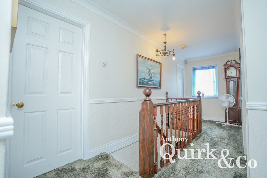 Additional image 12 of 5 bed detached house for saleSt. Agnes Drive, Canvey Island SS8
