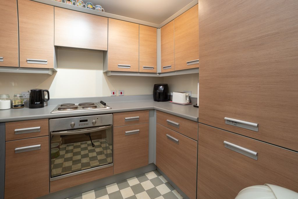 Additional image 8 of 2 bed flat for saleCastle Mews, Pontefract WF8