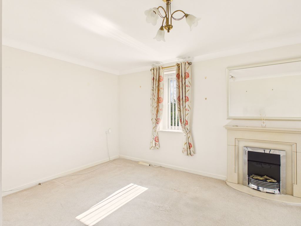 Additional image 5 of 1 bed flat for saleTrevithick Road, Camborne TR14
