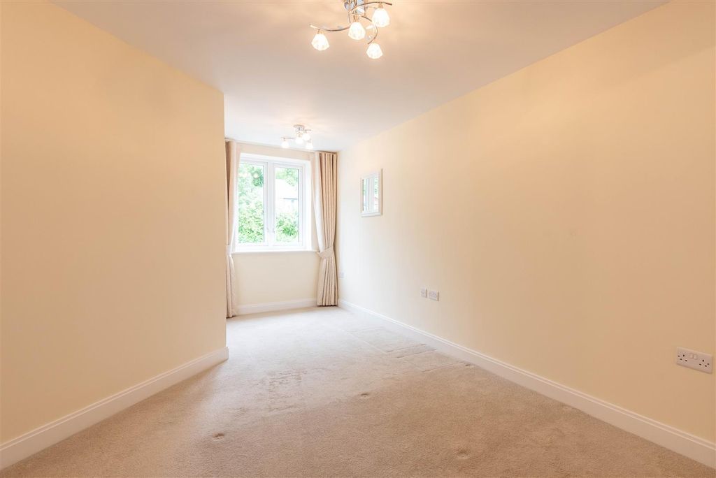 Additional image 4 of 1 bed flat for salePreston Road, Clayton-Le-Woods, Chorley PR6