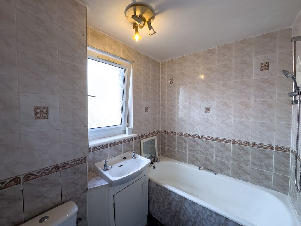 Additional image 10 of 2 bed flat for saleWest Leven Street, Burntisland KY3