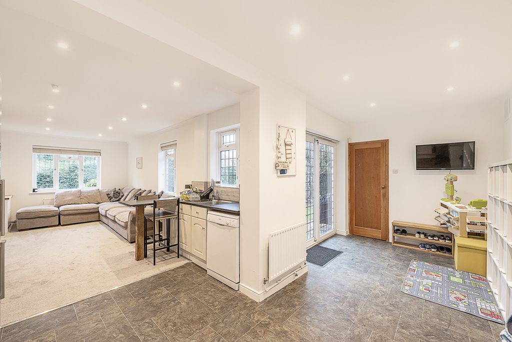 Additional image 9 of 5 bed detached house for saleLycrome Road, Chesham HP5