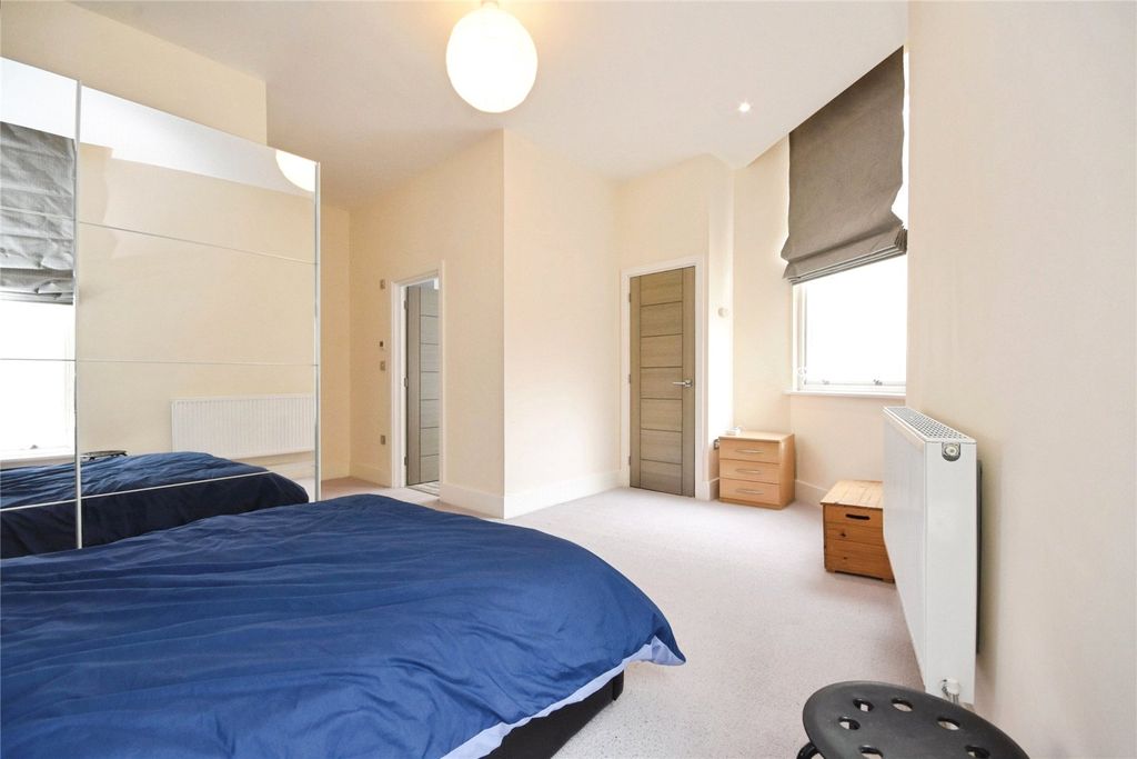 Additional image 18 of 2 bed flat for saleHigh Street, Chelmsford, Essex CM1