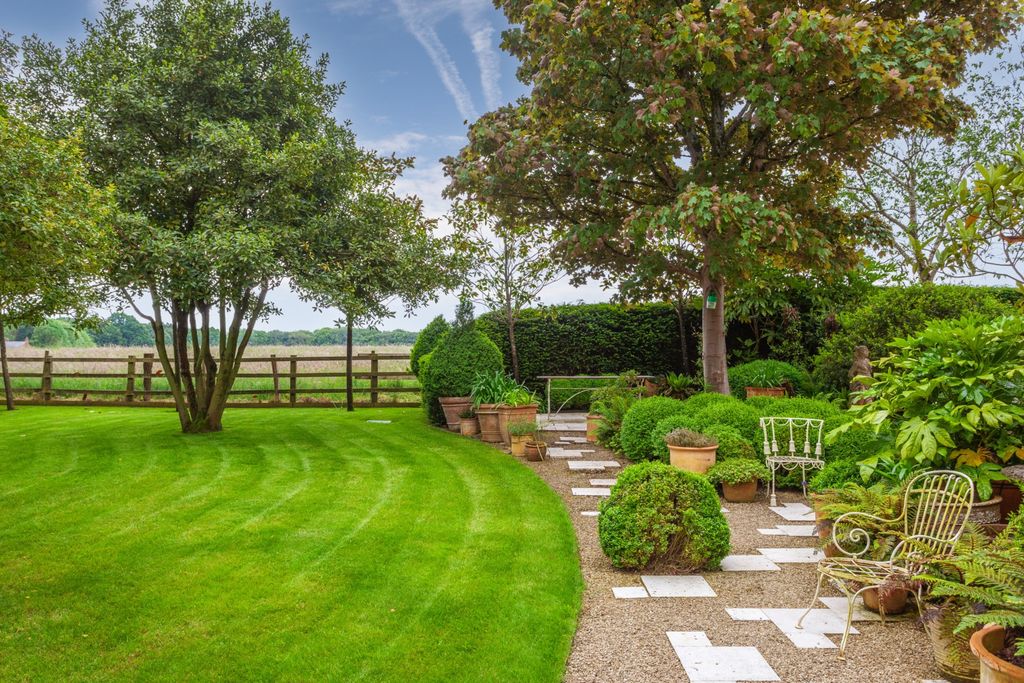 Additional image 14 of 3 bed country house for saleChinnor Hill, Chinnor, Oxfordshire OX39