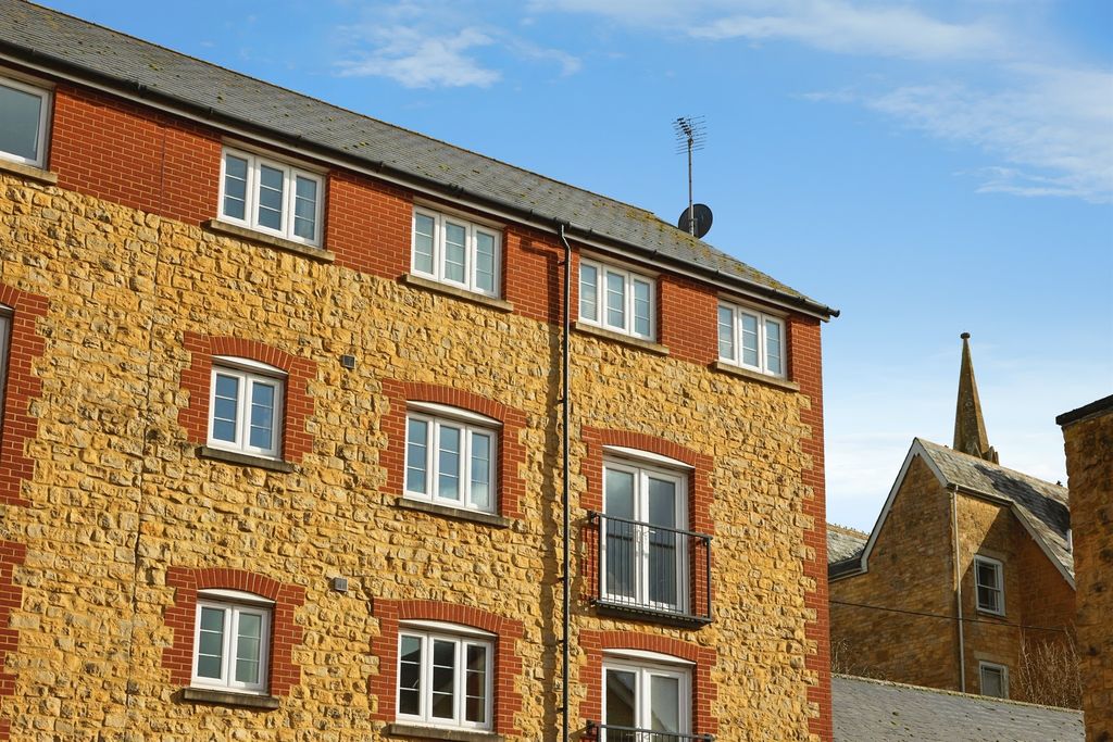 Additional image 3 of 2 bed flat for saleOld Tannery Way, Milborne Port, Sherborne DT9