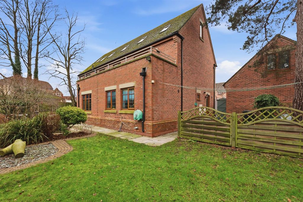 Additional image 40 of 6 bed detached house for saleRye Flatt Lane, Chesterfield S40