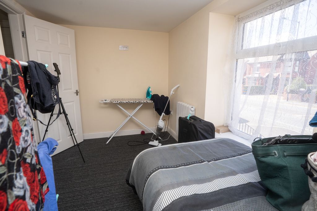 Additional image 7 of 2 bed flat for salePark Road, Chorley PR7