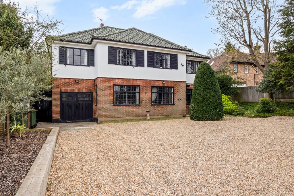 5 bed detached house for saleCarshalton, Surrey SM5