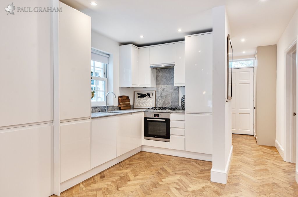 Additional image 16 of 2 bed flat for saleNicole Lodge, Carshalton SM5