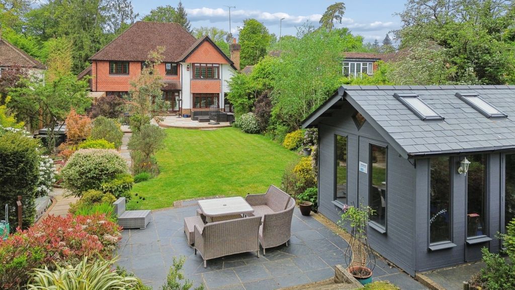 Additional image 23 of 5 bed detached house for saleBurtons Lane, Chalfont St. Giles, Buckinghamshire HP8
