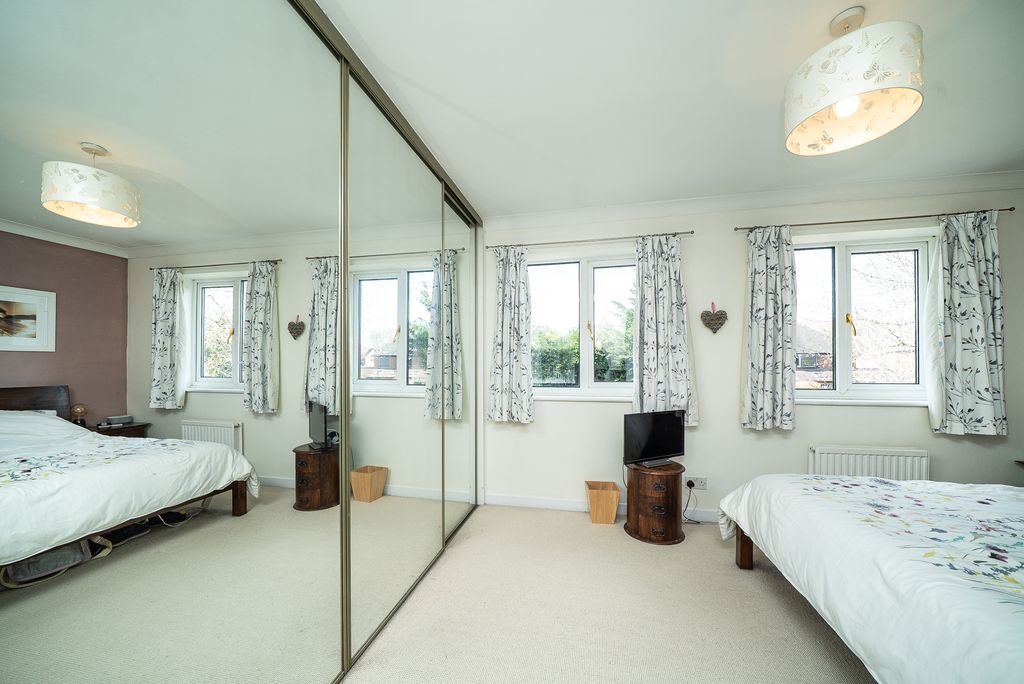 Additional image 16 of 4 bed detached house for saleCross Meadow, Chesham HP5