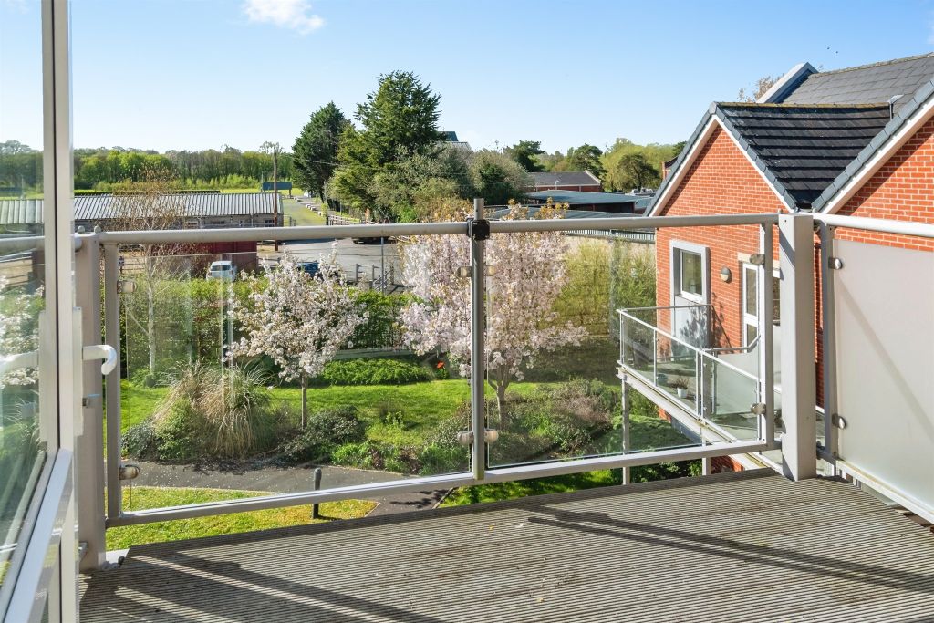 Additional image 16 of 2 bed flat for saleWestmead Lane, Chippenham SN15