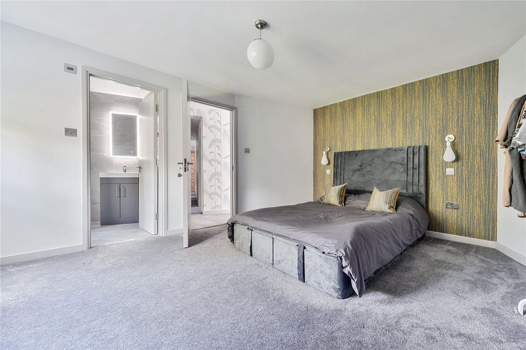 Additional image 21 of 6 bed detached house for saleWoodlands, Walderslade, Chatham ME5