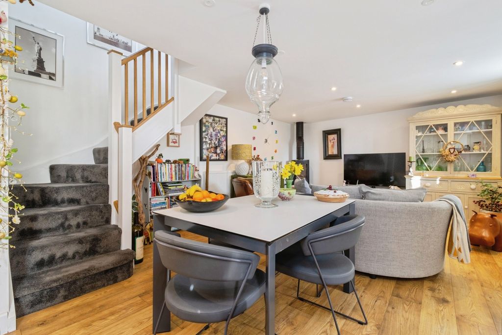 2 bed barn conversion for saleStation Road, Bere Alston, Yelverton, Devon PL20 photo 3
