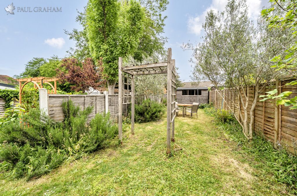 Additional image 4 of 3 bed flat for saleLavender Close, Carshalton SM5