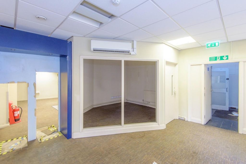 Additional image 6 of Property for saleBank Street, Castleford WF10