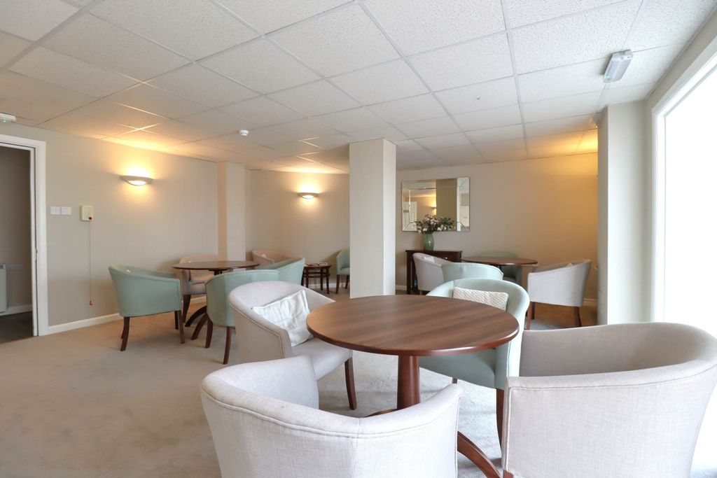 Additional image 9 of 1 bed flat for saleRiver Park, Marlborough SN8