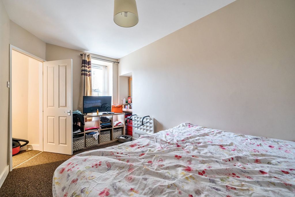 Additional image 9 of 5 bed block of flats for saleFore Street, Callington PL17