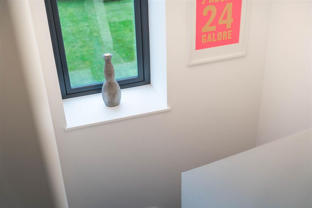 Additional image 29 of 4 bed detached house for saleWalton Back Lane, Walton, Chesterfield S42