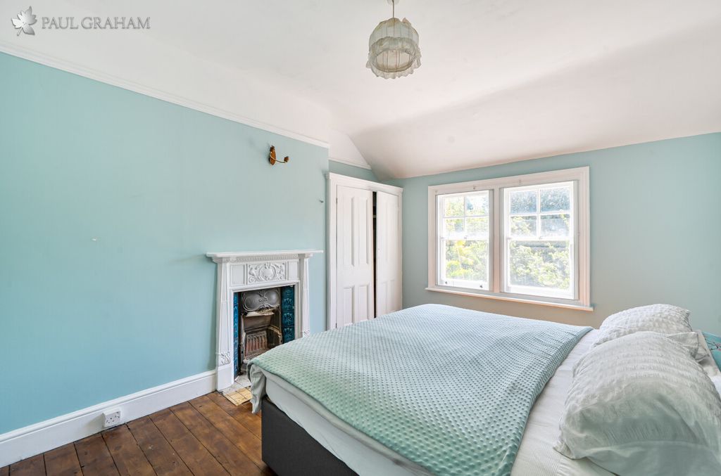 Additional image 9 of 4 bed semi-detached house for saleGrosvenor Avenue, Carshalton SM5
