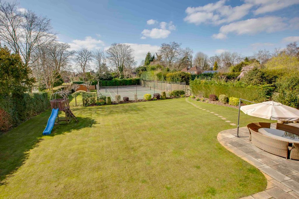 Additional image 2 of 7 bed detached house for saleBurtons Way, Chalfont St Giles HP8