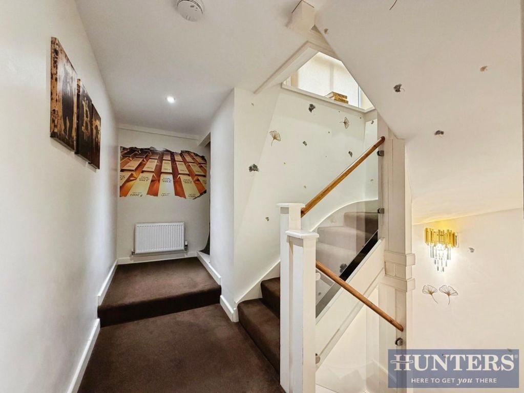 Additional image 7 of 2 bed flat for saleHigh Street, Chatham ME4