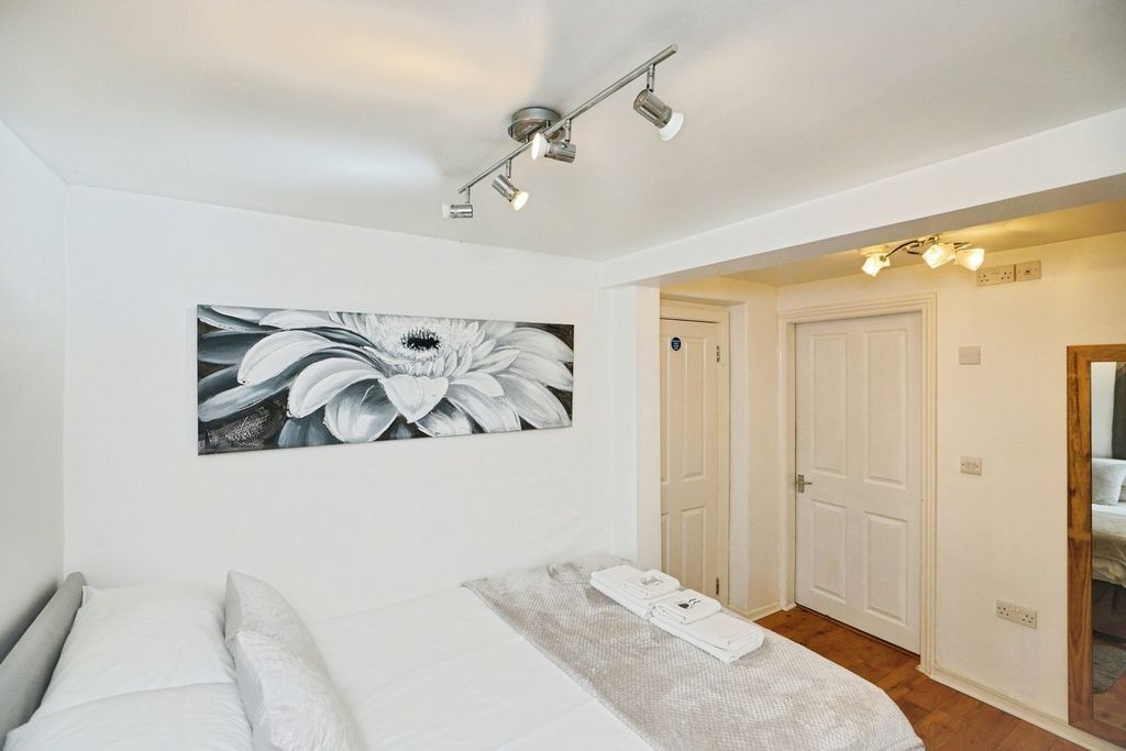 Additional image 36 of 7 bed semi-detached house for saleEngland Road South, Caernarfon LL55