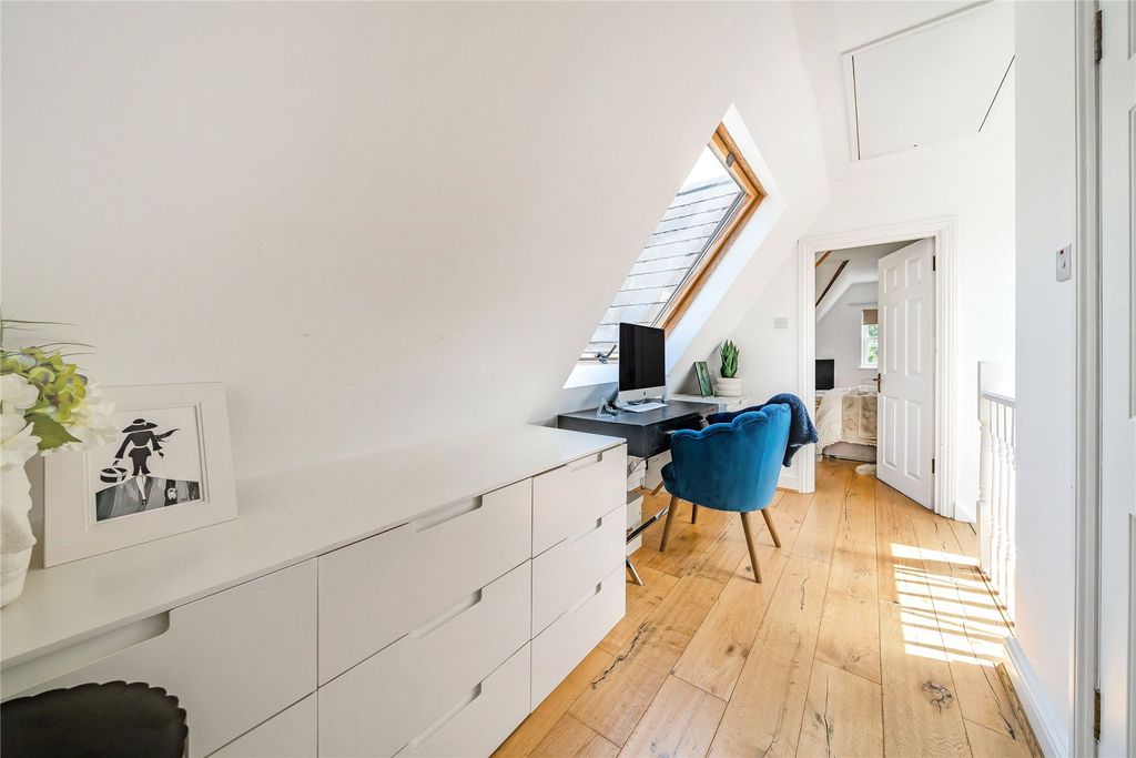 Additional image 18 of 2 bed flat for saleChevender, Prince Imperial Road, Chislehurst BR7
