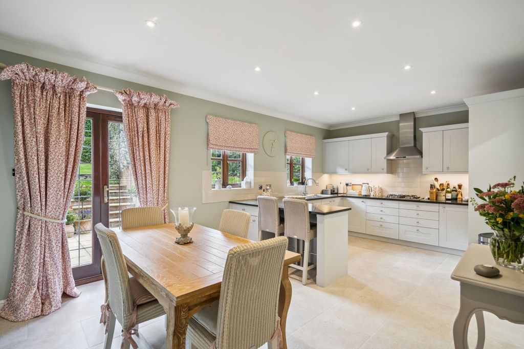 Additional image 4 of 4 bed detached house for saleChartridge Lane, Chesham, Buckinghamshire HP5