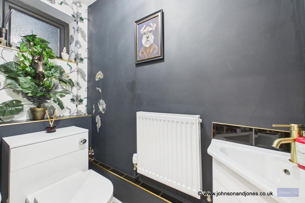 Additional image 25 of 4 bed detached house for saleLittle Green Lane, Chertsey KT16