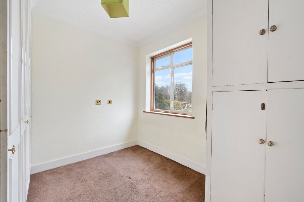Additional image 34 of 6 bed semi-detached house for saleSalisbury Road, Carshalton SM5