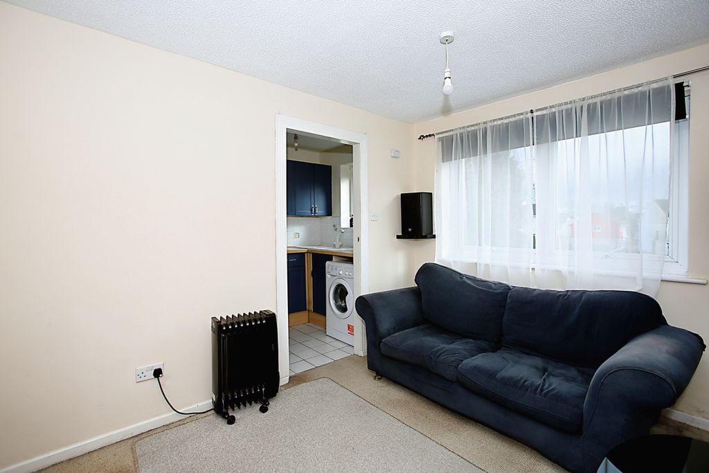 Additional image 8 of 1 bed flat for saleBubwith Close, Chard, Somerset TA20