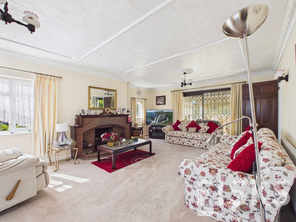 Additional image 4 of 4 bed detached house for saleLeigh Road, Canvey Island SS8