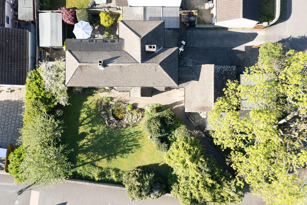 Additional image 3 of 5 bed detached house for saleBristol Road, Chippenham SN15