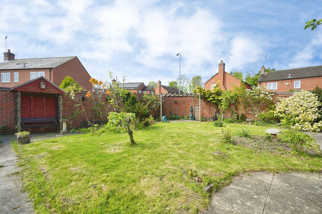 Additional image 32 of 4 bed detached house for saleShotwood Close, Rolleston-On-Dove, Burton-On-Trent, Staffordshire DE13