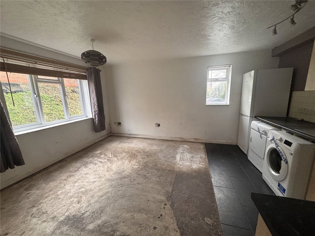 Additional image 3 of 1 bed flat for saleSt. Philips Drive, Evesham, Worcestershire WR11