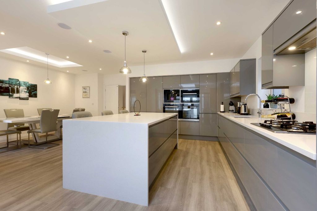 Additional image 5 of 6 bed country house for saleDeanway, Chalfont St. Giles, Buckinghamshire HP8