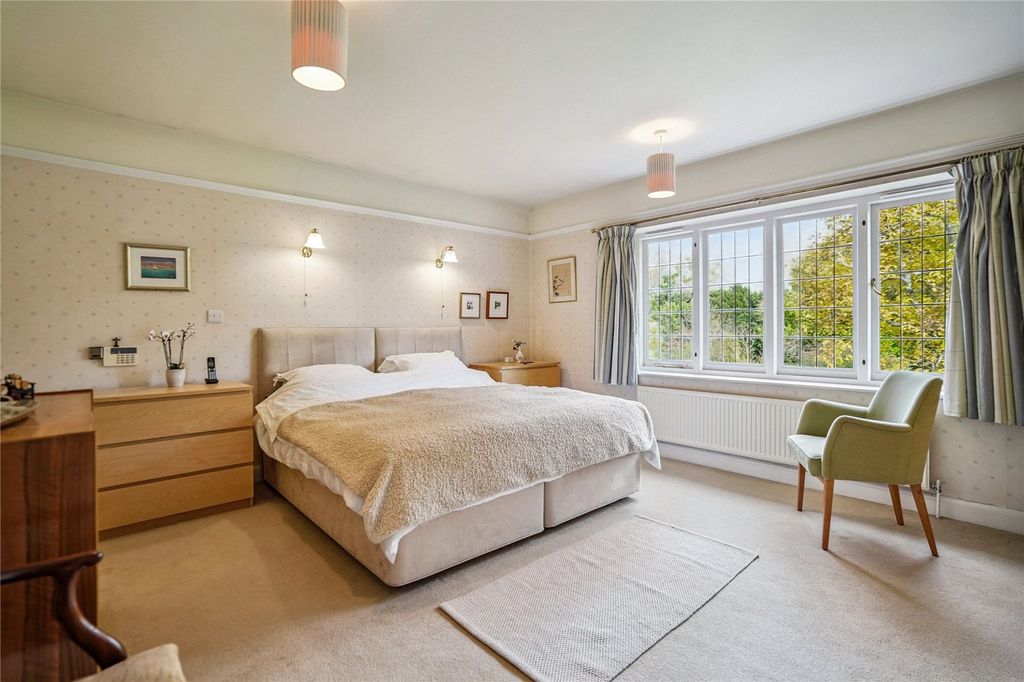 Additional image 7 of 5 bed detached house for saleNightingales Lane, Chalfont St. Giles, Buckinghamshire HP8
