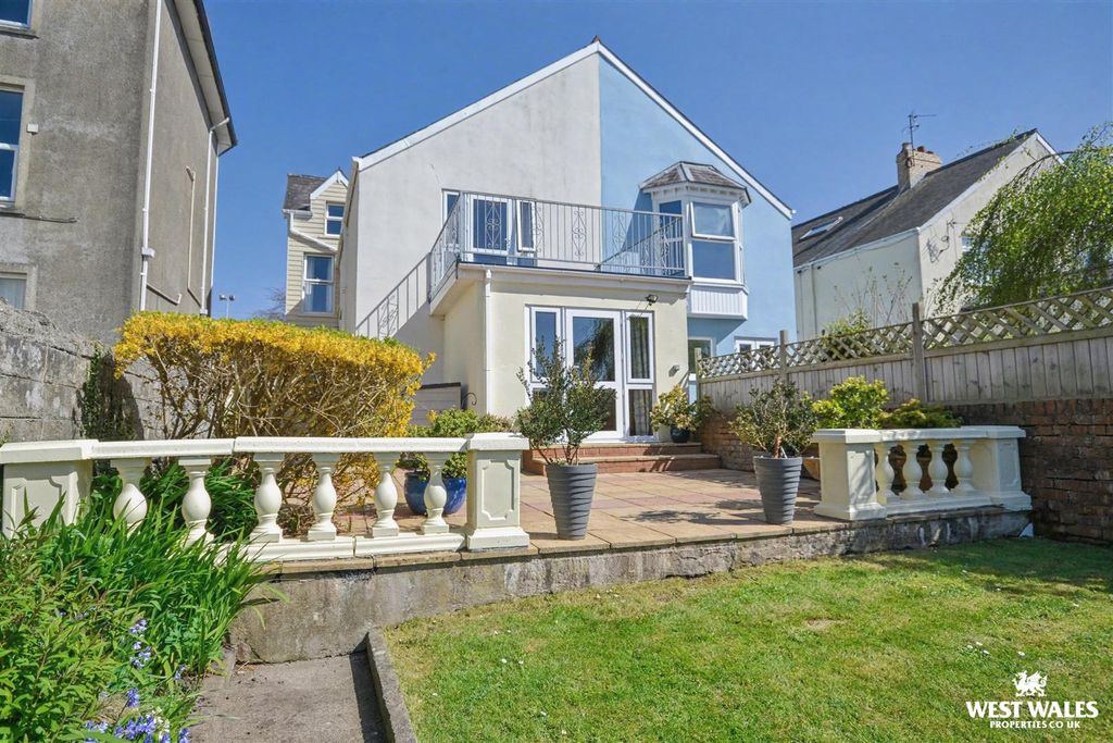 Additional image 30 of 5 bed semi-detached house for salePark Place, Cardigan SA43