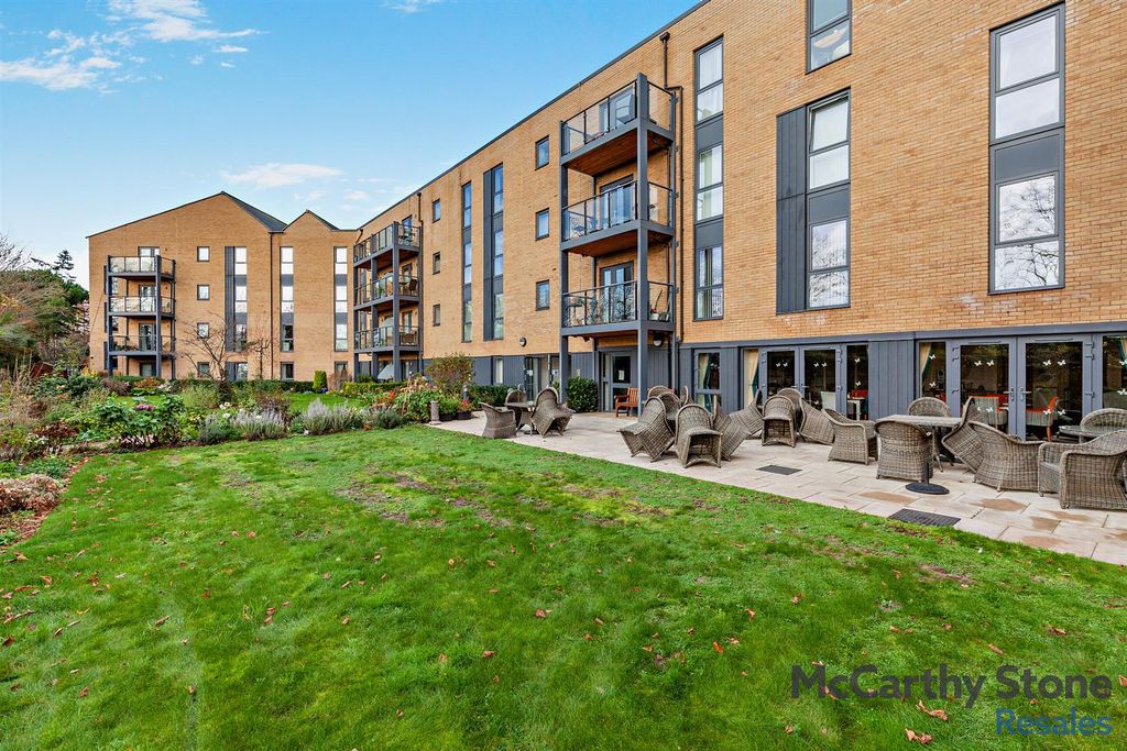 Additional image 2 of 2 bed flat for saleMiami House, Princes Road, Chelmsford, Essex CM2