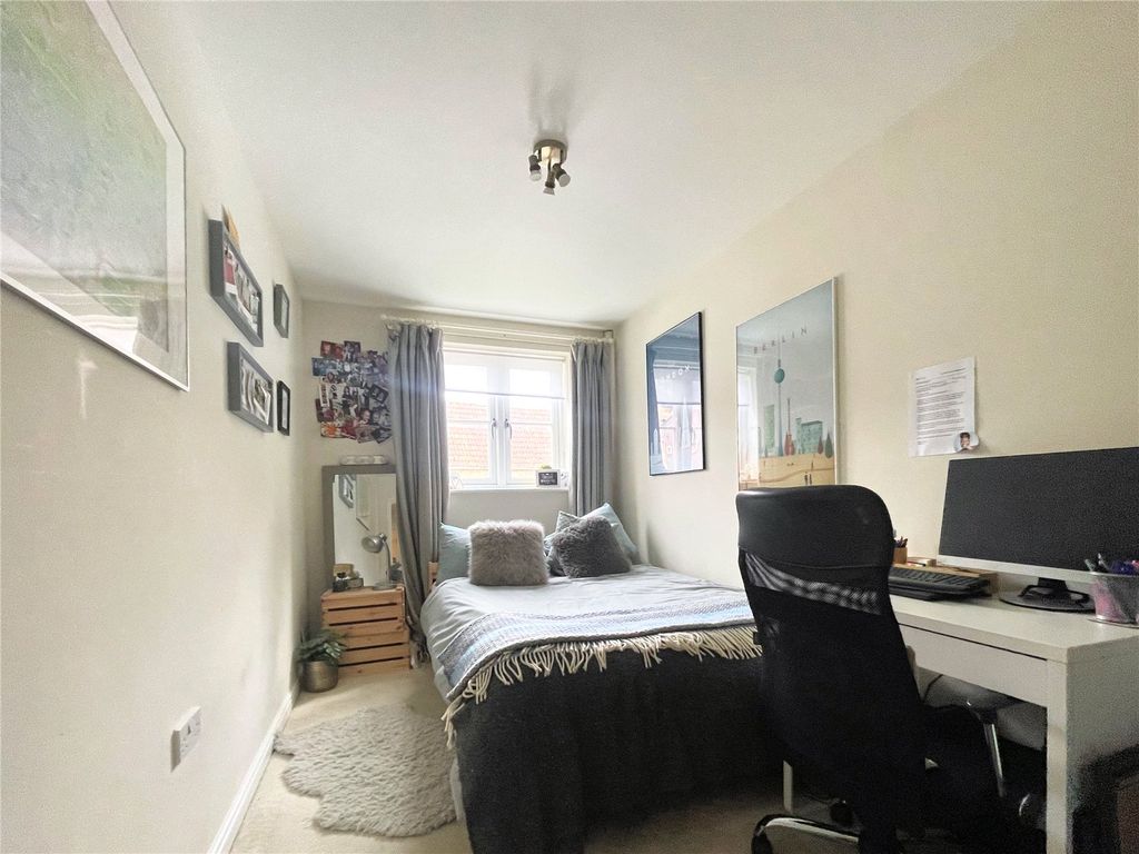 Additional image 8 of 2 bed flat for saleWest Way, Cirencester, Gloucestershire GL7
