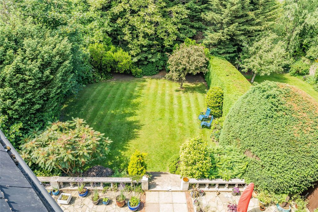 Additional image 6 of 2 bed flat for saleChevender, Prince Imperial Road, Chislehurst BR7